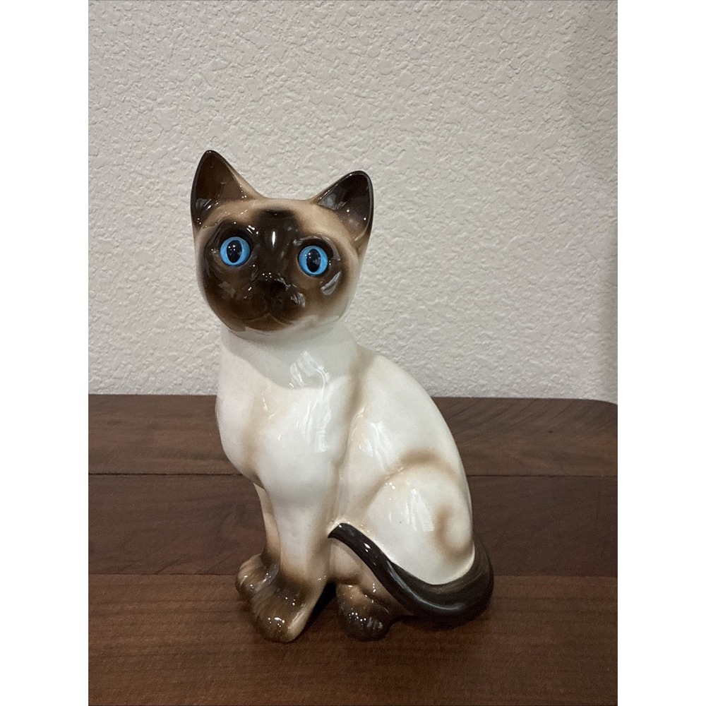 Enesco Cat Figurine with Blue Eyes Siamese Kitten - Picture 9 of 12